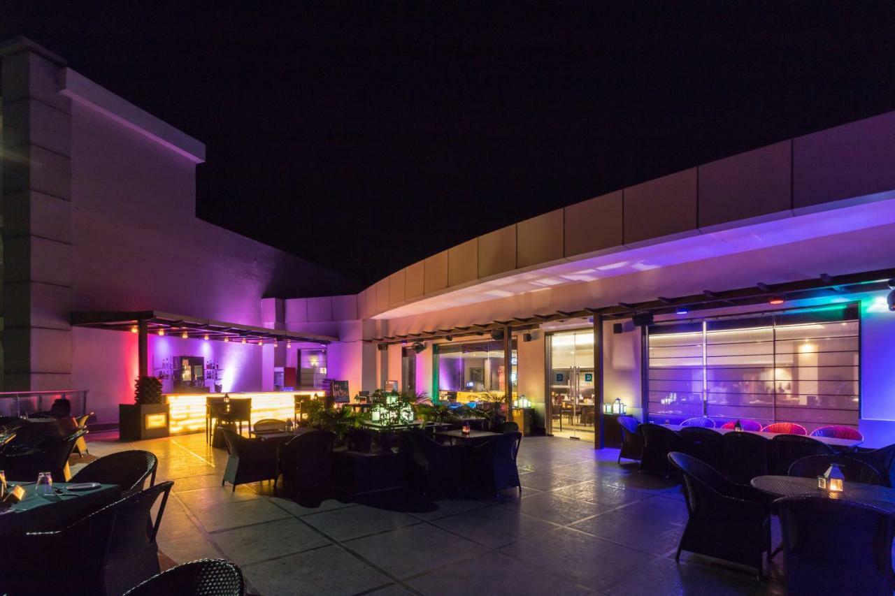 Golden Tulip Chandigarh, Панчкула Екстер'єр фото